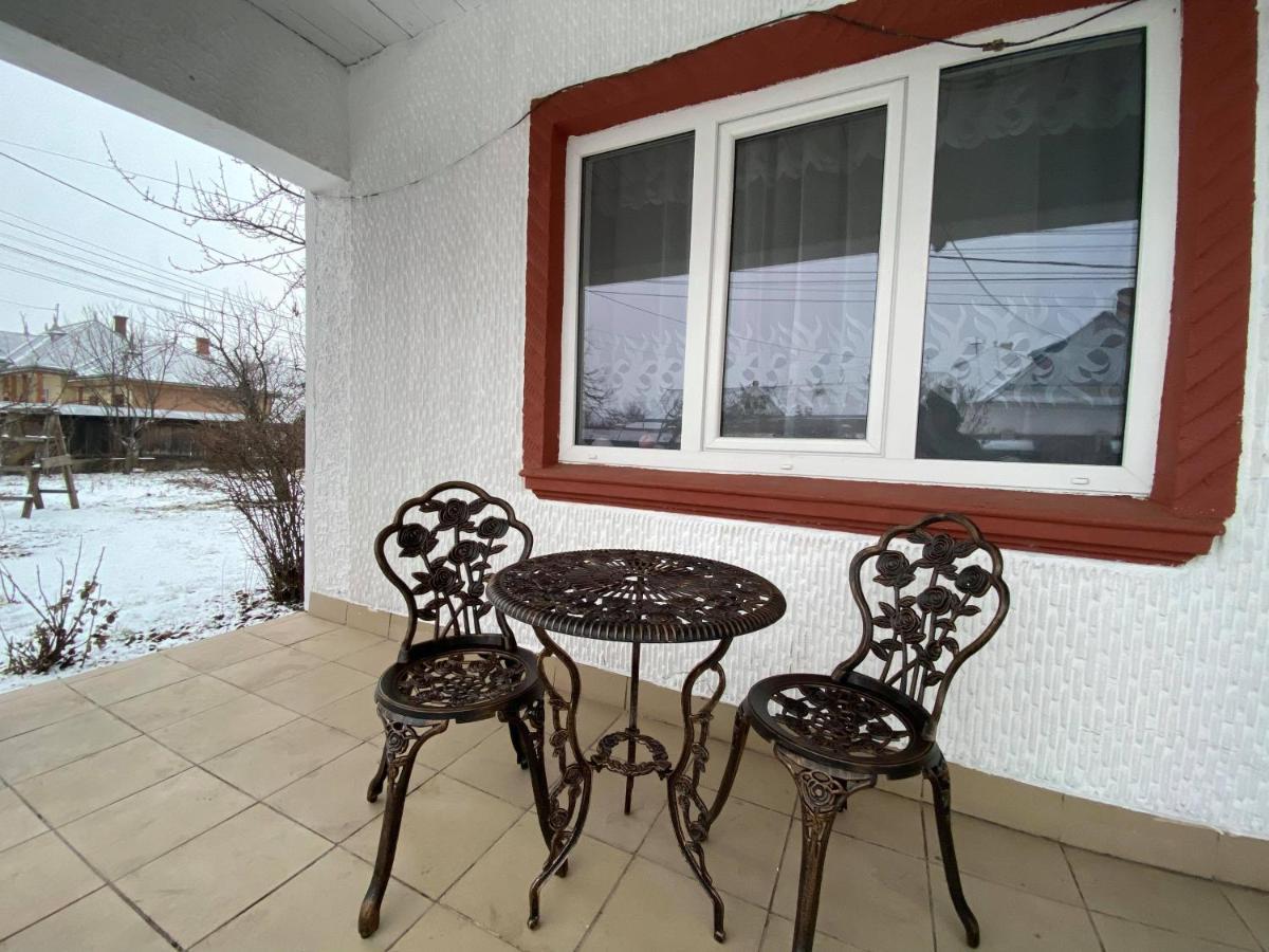 Casa Jeni Villa Humulesti Exteriör bild