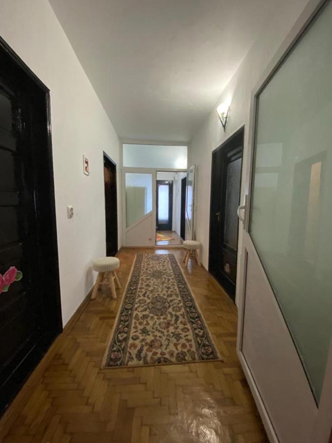 Casa Jeni Villa Humulesti Exteriör bild